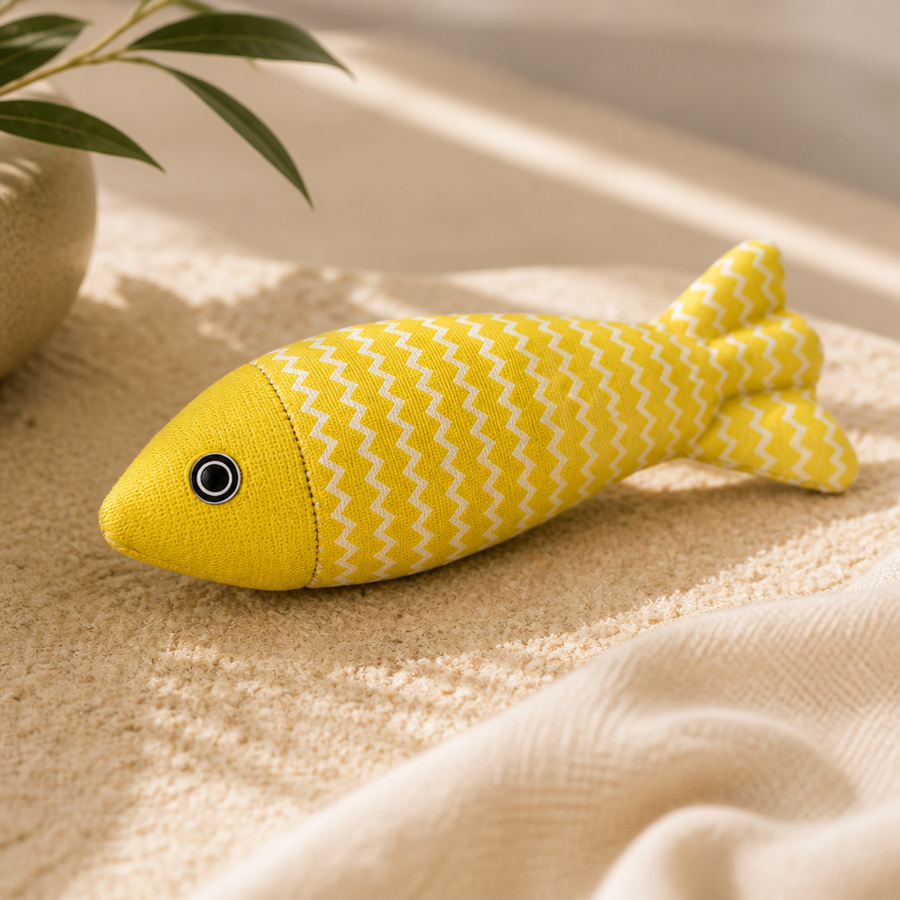 Pet Mint Fish Catnip Toy — All Ages - G2